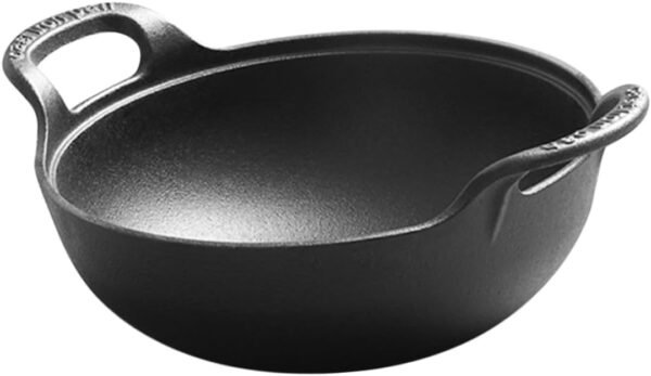 Outdoor Cast Frying Pan Chafing Dish Camping Cookware Griddle Pan Fondue Pot Old Frying Pot Outdoor Saucepan Iron Pots Camping Pot Hanging Pot for Cooking Black
