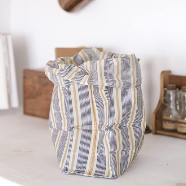 Less. Reusable Beeswax Lunch Bags, Size L (bread and produce) Zero Waste Cotton Lunch Wrap, Plastic Free Alternative Storage Bag - Image 6