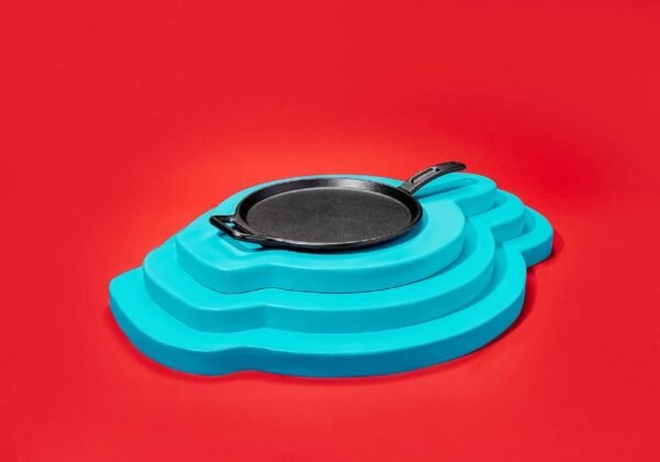 Lodge BOLD 12 Inch Seasoned Cast Iron Griddle, Design-Forward Cookware,Black - Image 3