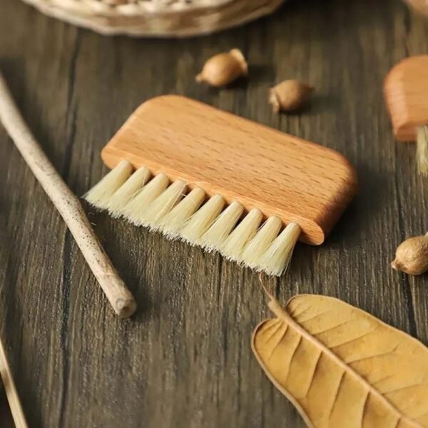 Brown Wooden Nail Brush, Natural Beech Wood Bristle Nail Brush Non-Slip Fingernail Hand Scrub Brush Nails and Toes Cleaning Tools Accessories - Image 3