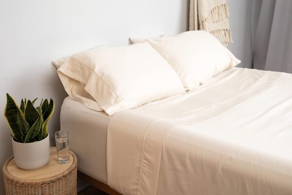 100% Organic Cotton Sheets Set - GOTS Certified, 300 Thread Count, Deep Pocket Sateen Sheet Set - Hypoallergenic, All-Season, Breathable, Soft Sheet Set (Queen - Cream)