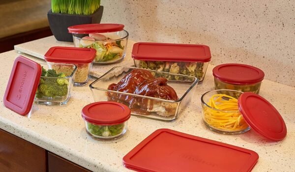 Pyrex 3-Cup Rectangle Food Storage Container - Image 2