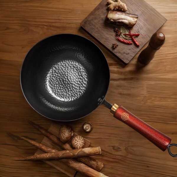 WANGYUANJI Handmade Cast Iron Wok,Non-Coated Stir Fry Pan,8.6-Inch Iron Pot with Lid and Spatula,Suitable for Home Cooking, Compatible with Induction, Gas, and Electric Ceramic Cooktops - Image 4