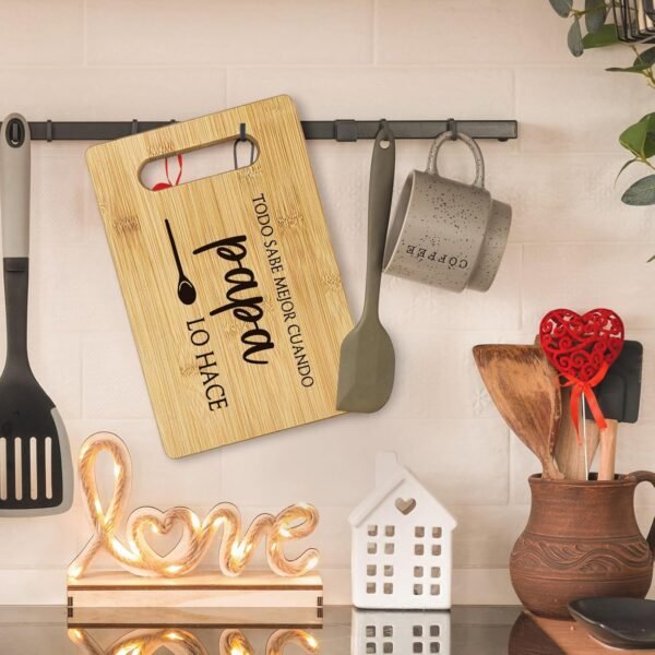 Papa Cutting Boards for Kitchen, Grandpa Bamboo Cutting Board, Todo Sabe Mejor Cuando Papa Lo Hace Decorative Cutting Board, Papa Gifts, Papa Gifts for Christmas, Gifts for Papa from Grandkids - Image 5