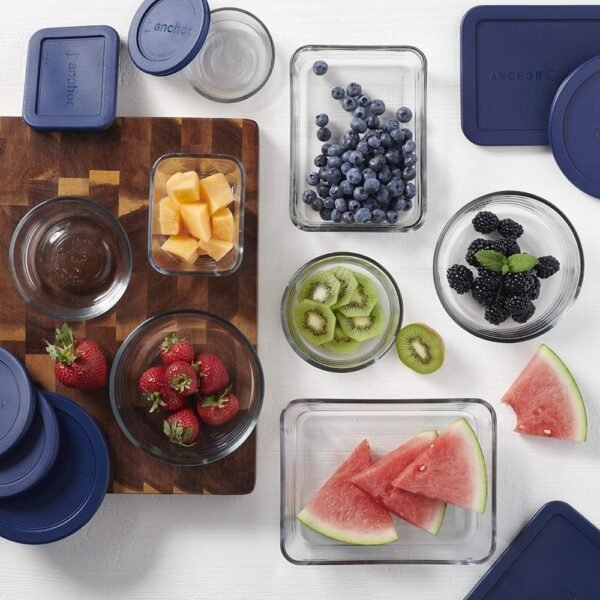 Anchor Hocking 16 Piece Glass Storage Containers with Lids (8 Glass Food Storage Containers & 8 Navy Blue SnugFit Lids) - Image 3
