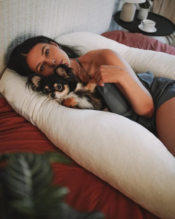 YANA Body Pillow | Luxury Pregnancy U Shaped Body Pillow - Organic Bamboo Cotton - Shredded Cooling Gel Fill - Ergonomic Design - Double Sided - Washable - Image 8