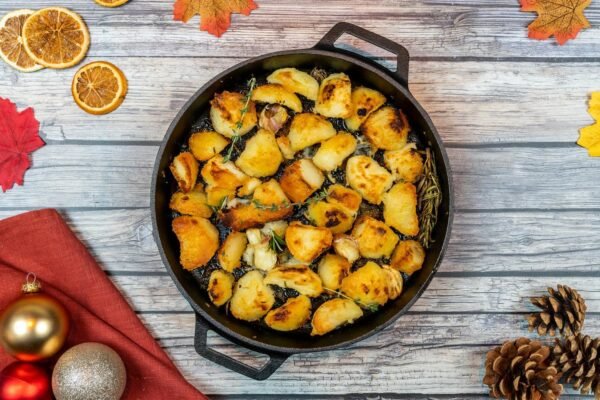 ooni Cast Iron Skillet Pan - 9" Round Cast Iron Skillet with Removable Handle and Bamboo Trivet, Cast Iron Frying Pan, Pre-Seasoned Non-Stick Oven Safe Cookware, Pizza Oven and BBQ Accessories - Image 3