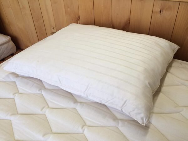 Holy Lamb Organics Woolly "Down" Eco Wool Pillow - Queen - Image 3