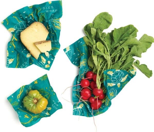 Bee's Wrap Reusable Beeswax Food Wraps Made in the USA, Eco Friendly Beeswax Wraps for Food, Sustainable Food Storage Containers, Organic Cotton Food Wraps, Assorted 3 Pack (S, M, L), Ocean - Image 3