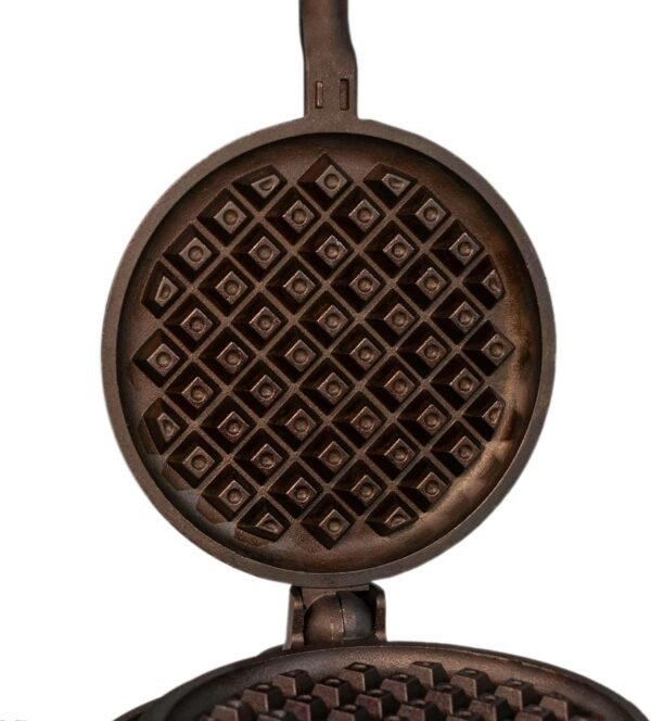 Great Belgian Waffle Iron Pre-Seasoned, PFOA/PTFE Free, Made In USA | Vintage Inspired, 7 inch Stovetop Waffle Iron | Perfect holiday gift - Image 5