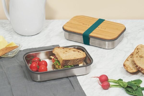 Black+Blum Stainless-Steel Sandwich Box | Plastic Free Meal Prep Lunch Box Food Container with Bamboo Lid, Ocean, 900ml / 30 fl oz - Image 4
