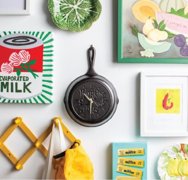 Lodge 9 inch Skillet Clock Inspired by Dolly Parton hit Song 9 to 5" - for Decorative Use Only - Hand Wash, Collector's Piece, 1 AA Battery Required (not Included). - Image 5