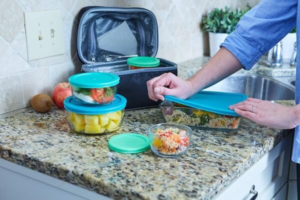 Anchor Hocking Glass Food Storage Containers with SnugFit Lids (20-piece, mixed sizes, glass tempered tough for oven, microwave, fridge, and freezer) - Image 4
