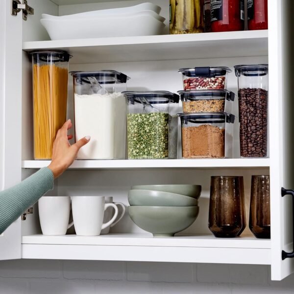 Rubbermaid Brilliance BPA-Free Food Storage Containers with Lids, Airtight, Kitchen and Pantry Organization Set, Includes 3 Containers and Scoops, Clear, 16 cups - Image 11
